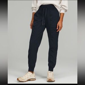 LULULEMON DANCE STUDIO JOGGER - NAVY